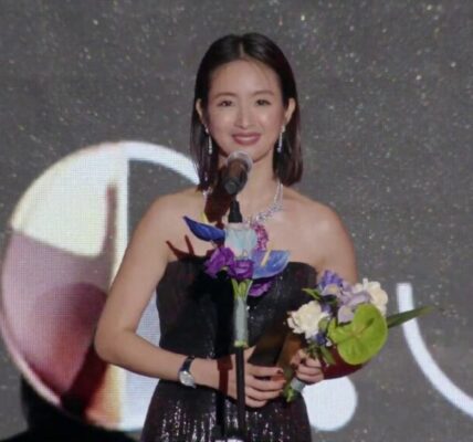 42歲林依晨再度懷孕安心養胎二胎報喜