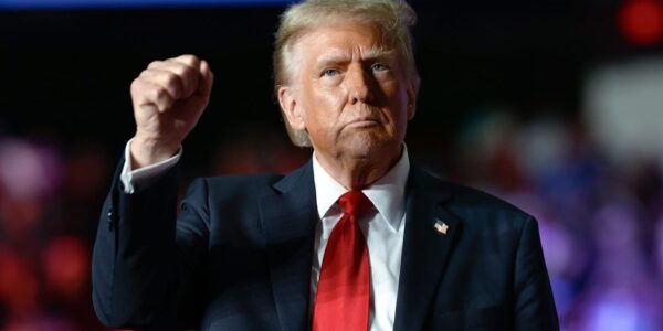 川普出手！簽署命令關閉教育部 引發政壇與教育界強烈反彈