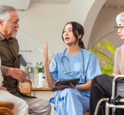 嘉義男情緒失控闖加護病房 竟毆打護理師 警方介入調查