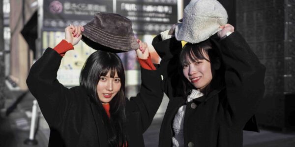 日本畢業季熱潮！櫻花樹下拍照成傳統 這些畢業歌最受歡迎