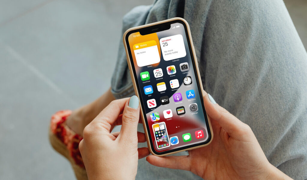 撿到iPhone過1年歸你？內行警告「這張紙」別丟 否則白撿了