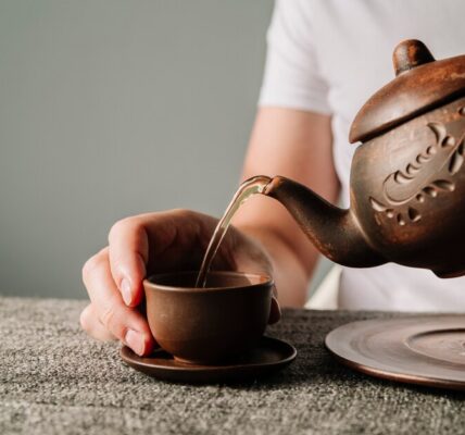 喝茶恐致癌？專家揭驚人真相：「2種茶包千萬別碰！」5招防喝毒