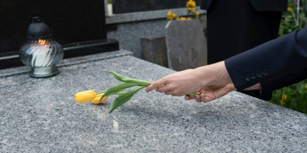 2025清明掃墓禁忌一次看這些人不宜掃墓這些供品恐招厄運