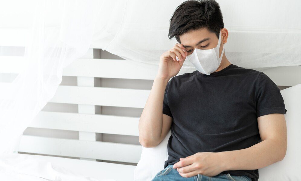 新冠疫情再起！高峰恐落5、6月　年輕女子因未打疫苗重症送加護