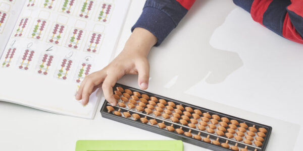 書法、珠算才藝班為何仍夯？過來人曝關鍵：安靜＋培養心性