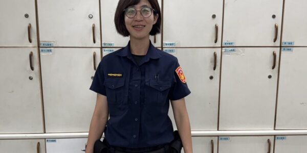 【暖心警心】文山女警徒步護送200公尺　助獨居婦人圓小小心願