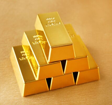 金礦股成資本市場黑馬！年漲65%，強壓黃金漲幅