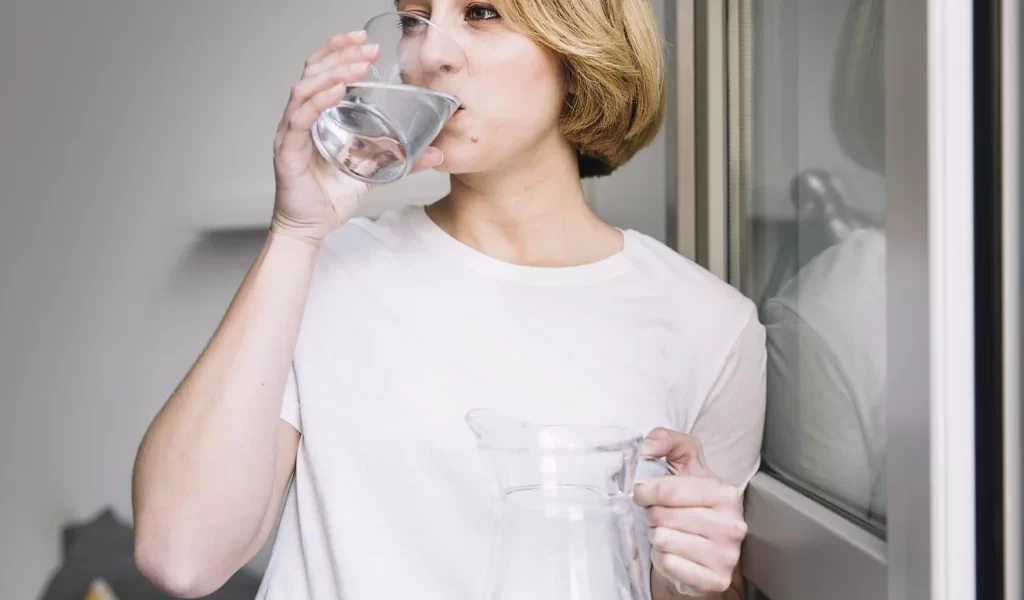 50歲男滿身尿騷味就醫竟是腎衰竭　醫籲：這些症狀別再忽視