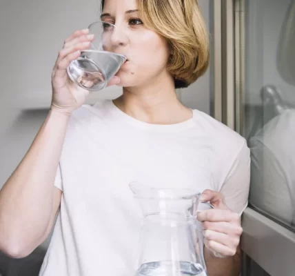 50歲男滿身尿騷味就醫竟是腎衰竭　醫籲：這些症狀別再忽視