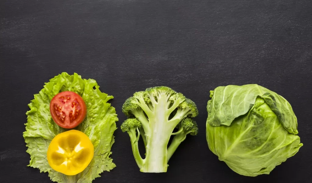 高麗菜漲到每斤35元挨批「菜蟲」　菜販心聲曝：一天賺不到工讀生時薪