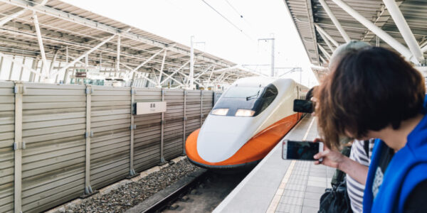 高鐵推「寧靜車廂」制度 9/22起違規最重恐被請下車