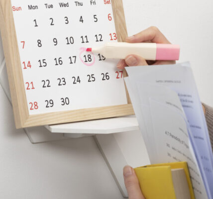 10月連假多如「試行周休三日」　網友掀兩派論戰