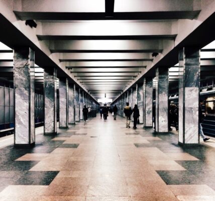 【新地標誕生】西門地下街華麗轉身！潮流 × ACG 打造「西門町地下市」12 月下旬開幕