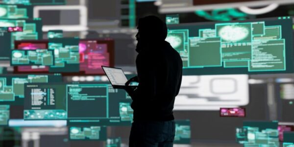 零日漏洞失控！甲骨文遭駭客點名「不在乎客戶」　全球企業陷 ERP 資安風暴