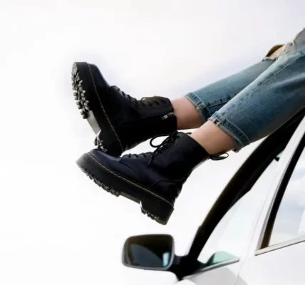 冬天穿靴子「一出門就出事」？網友崩潰掀共鳴：明明前一天還完好