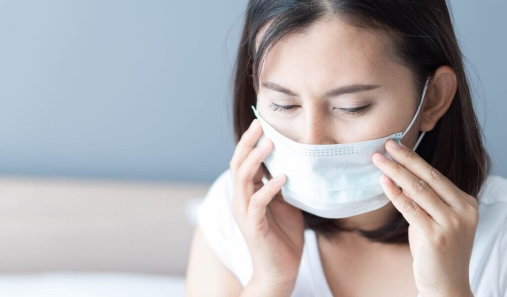 流感升溫家長緊張！營養師點名「8大抗病毒營養」必吃　橘紅色蔬果最常被忽略