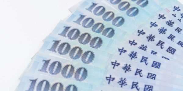 網路登記普發1萬引恐慌　民眾寧等ATM或郵局領現：「真的會怕被騙」