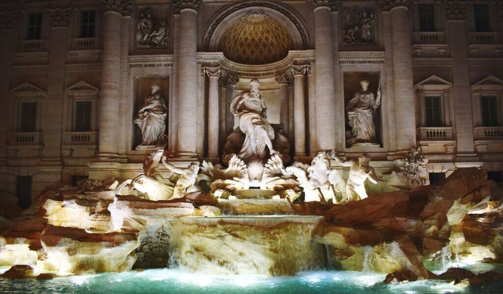 觀光人潮爆量！羅馬特雷維噴泉2月起收費 近距離參觀要付2歐元
