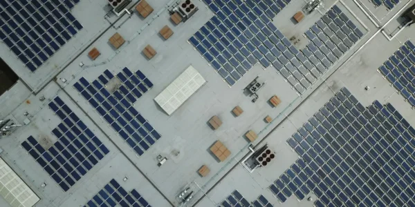 日本公布2024年度溫室氣體排放量 創新低突破10億公噸大關