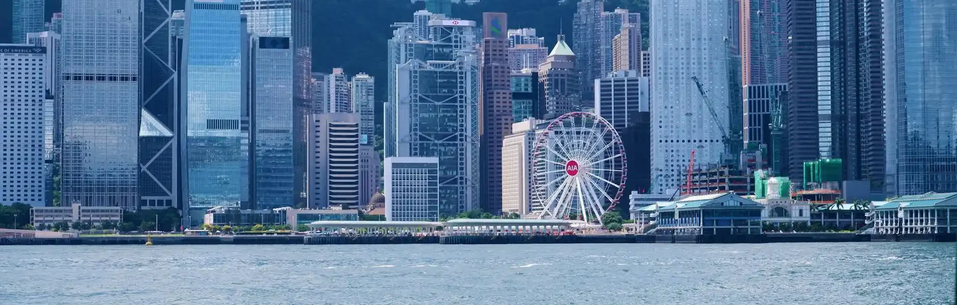潘國靈新作石頭島出版以尋石書寫香港故事